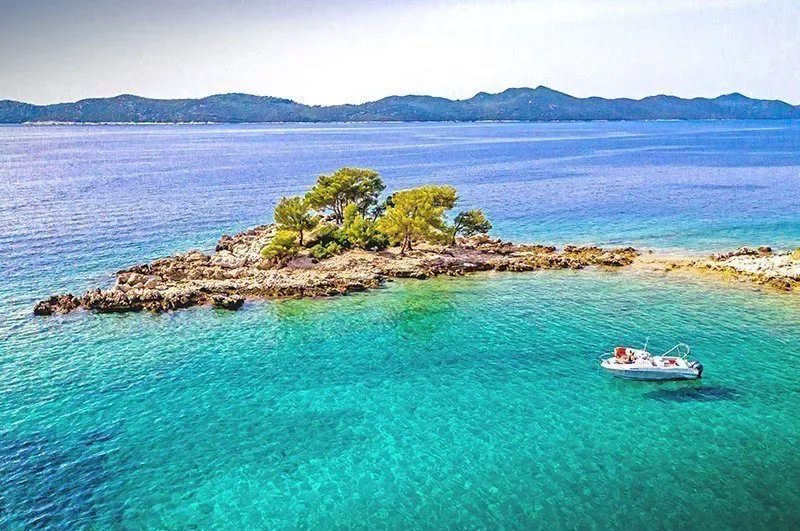 Elaphite Islands Private Boat Excursion