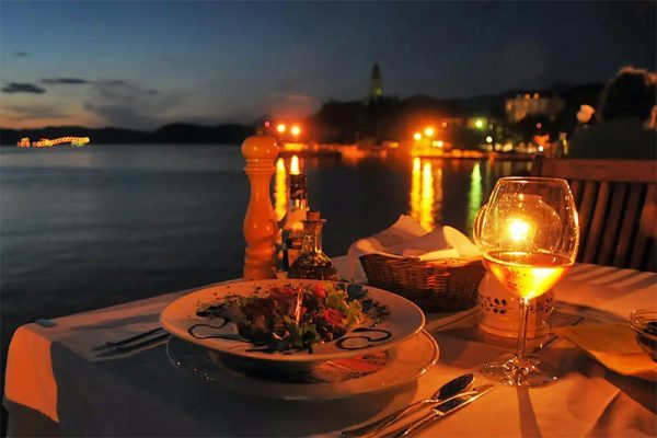 Dubrovnik Private sunset cruise and Elaphite islands waterfront dining